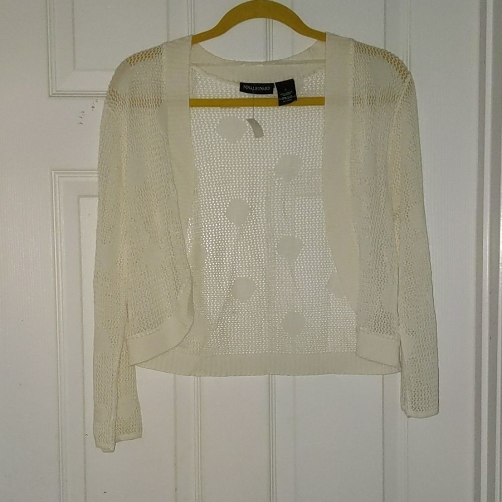 Nina Leonard white shrug Sz L NWT